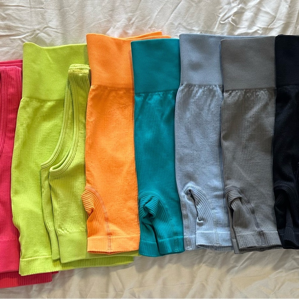 Two Piece Seamless Matching Gym Set - 9 colors available!